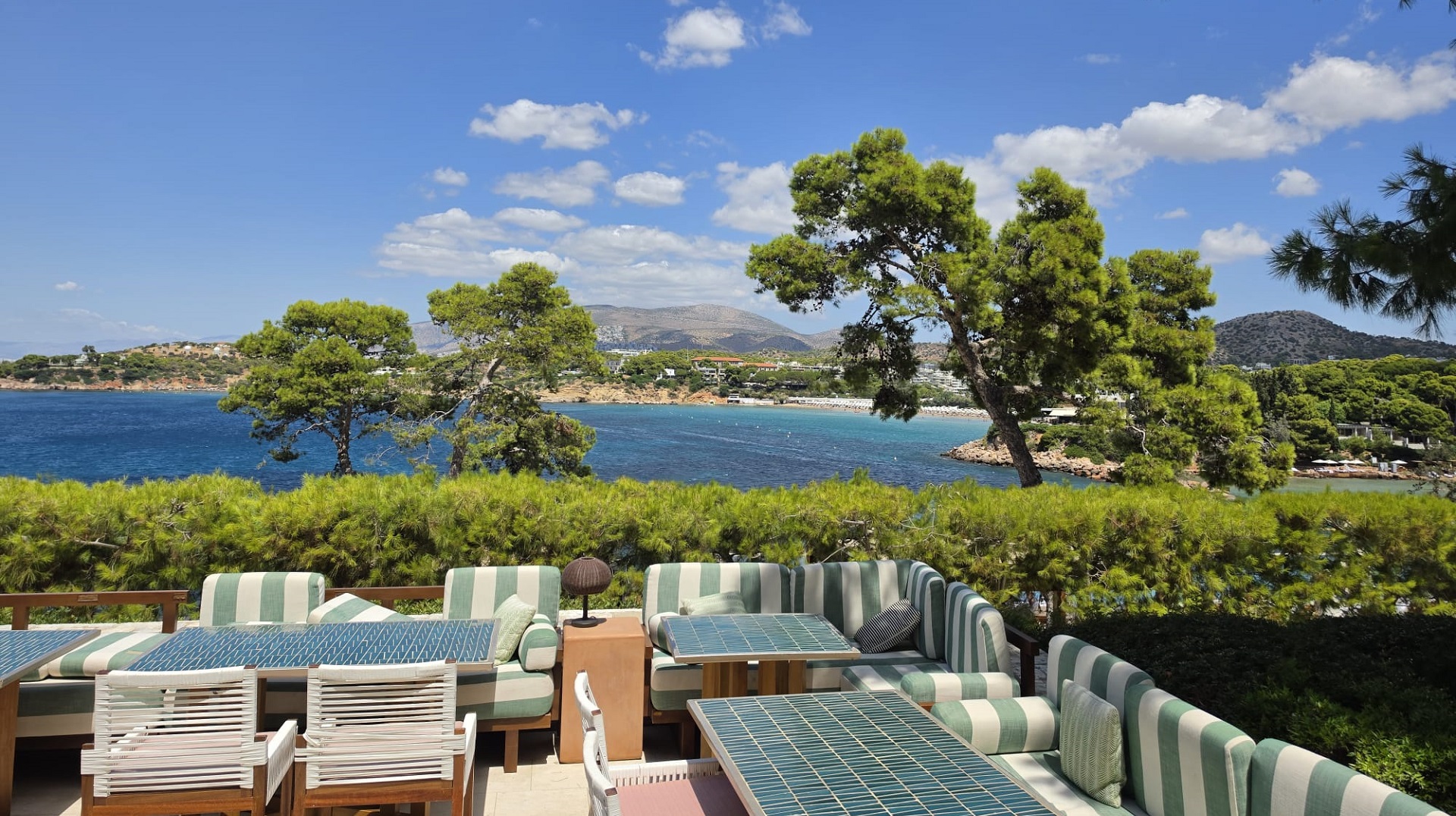 Beefbar Astir Palace Bahçe Bölümü