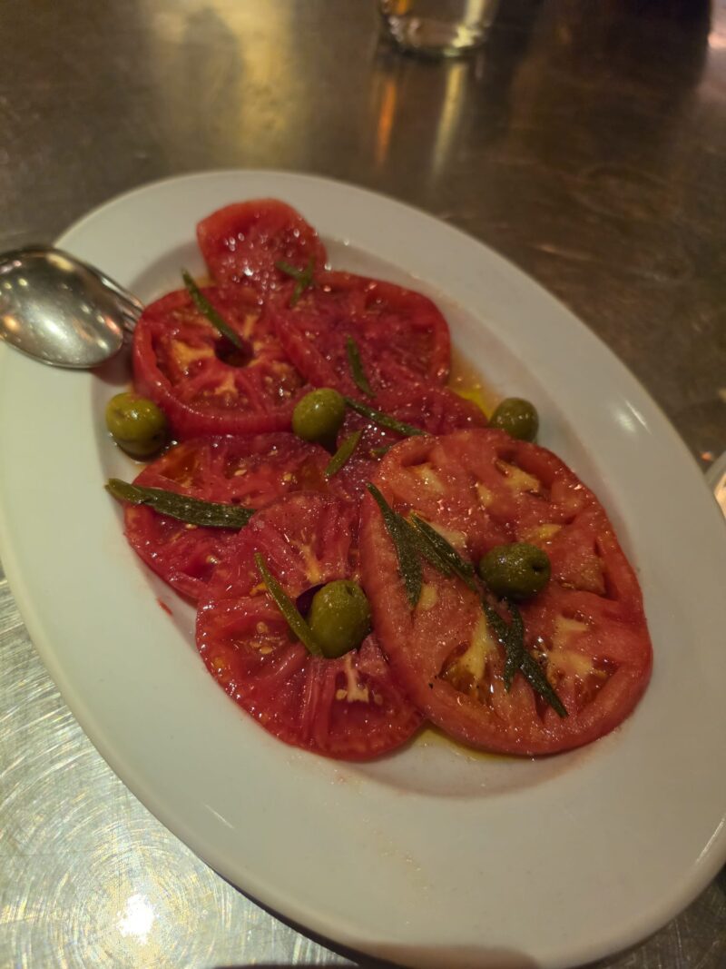 Manári Taverna Atina Domates Salatası